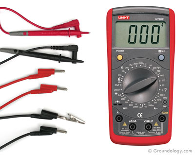 Digital multimeter for testing body voltage